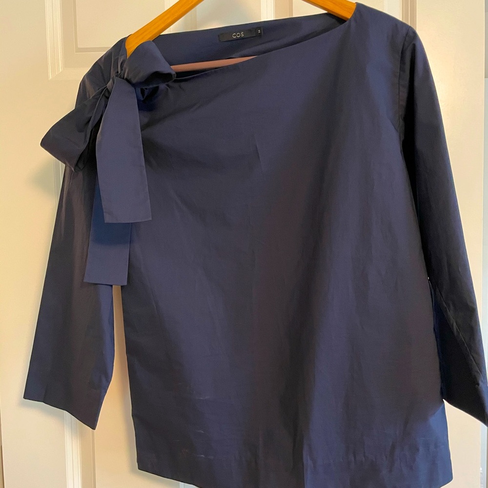 Bow detail shirt